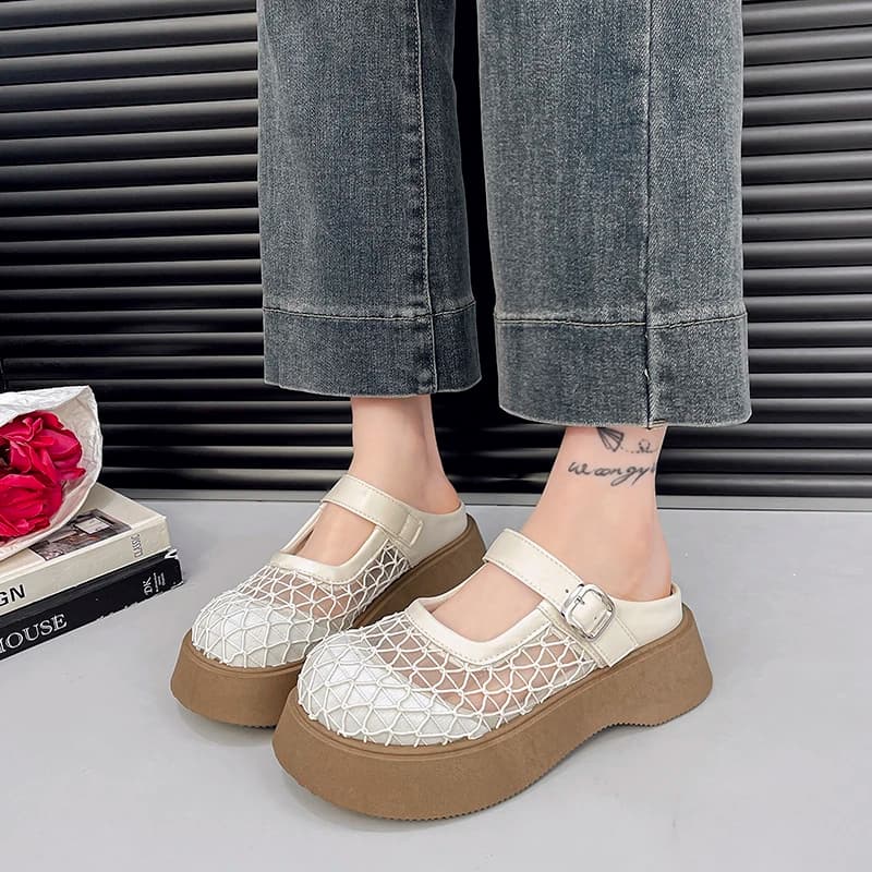 2025 Scarpe da donna di nuova marca Pantofole da donna con punta chiusa Moda Outdoor Casual Maglia estiva Best seller Comode pantofole piatte