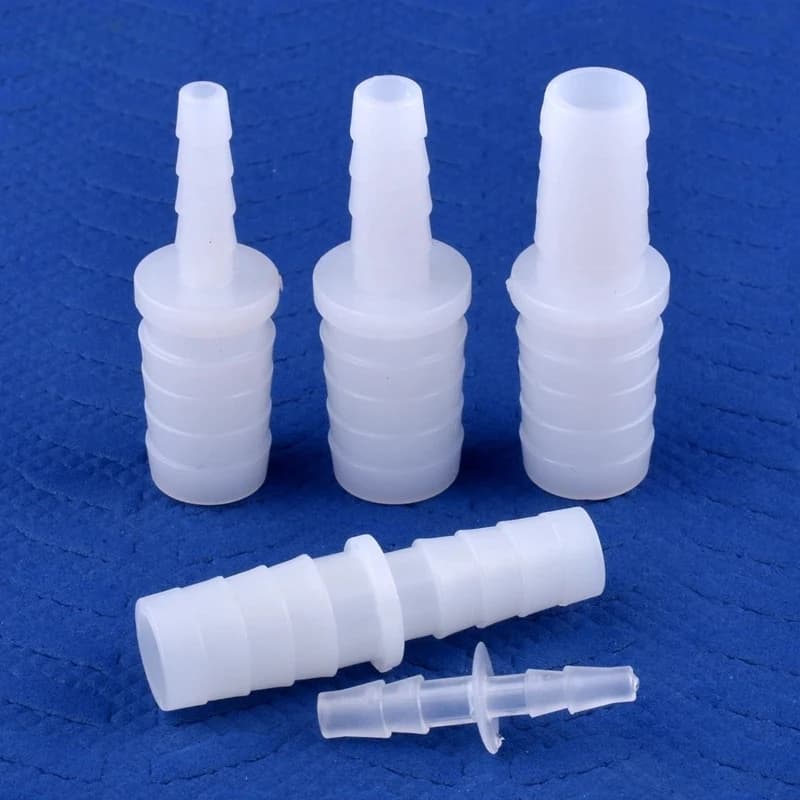 5 ~ 200 pz 4 ~ 12mm A 2.4 ~ 9mm Bianco PE Pagoda Riducendo Connettori Diretti Acquario Serbatoio Pompa di Aria Adattatore Micro Tubo di Irrigazione Comune