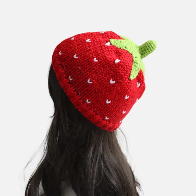 Cappello invernale caldo Hatsweet Cappello alla fragola Leggero versatile Ragazza creativa Donna Crochet Copricapo casual Berretto lavorato a maglia Berretto con teschio