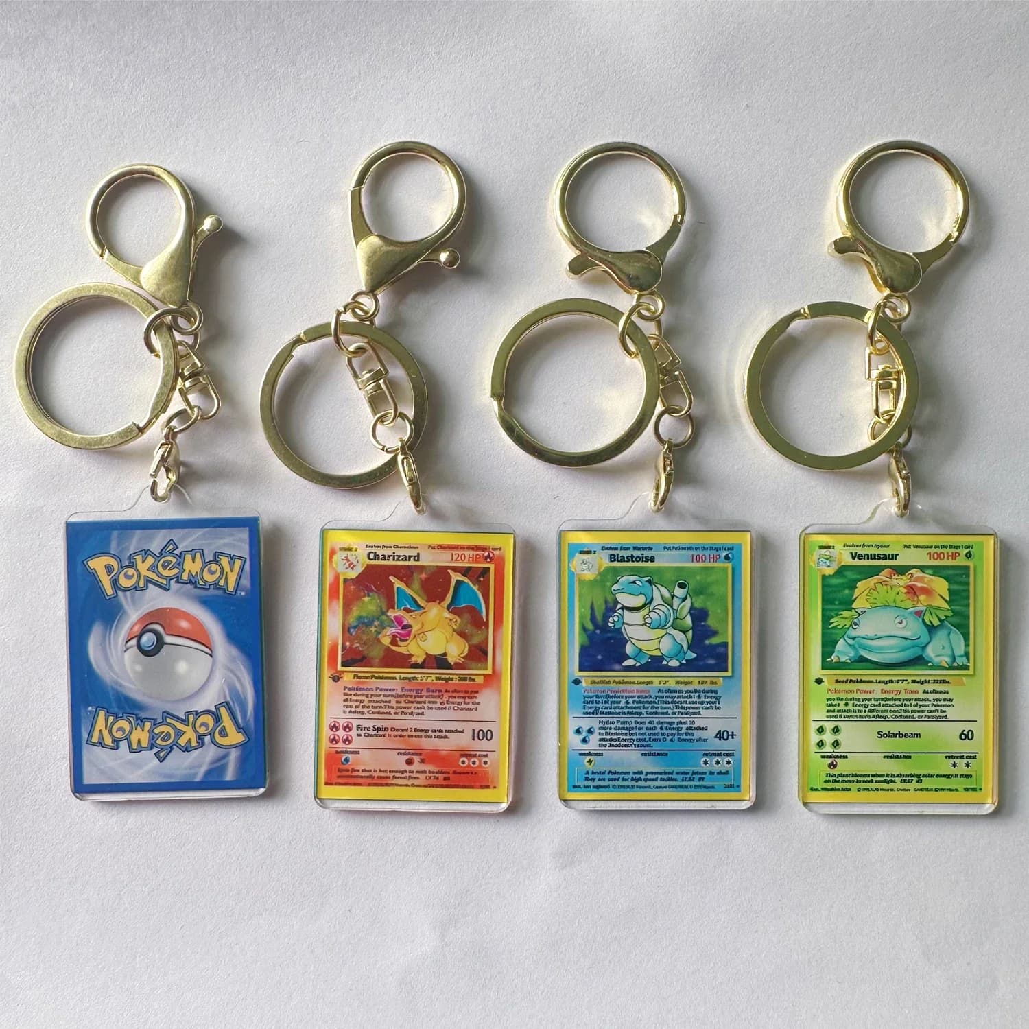 Carta Acrilica Anime Pokemon Venusaur Charizard Mewtwo Blastoise Stile Self Made Portachiavi Classici Gioco Collezione di Carte Giocattolo Regalo