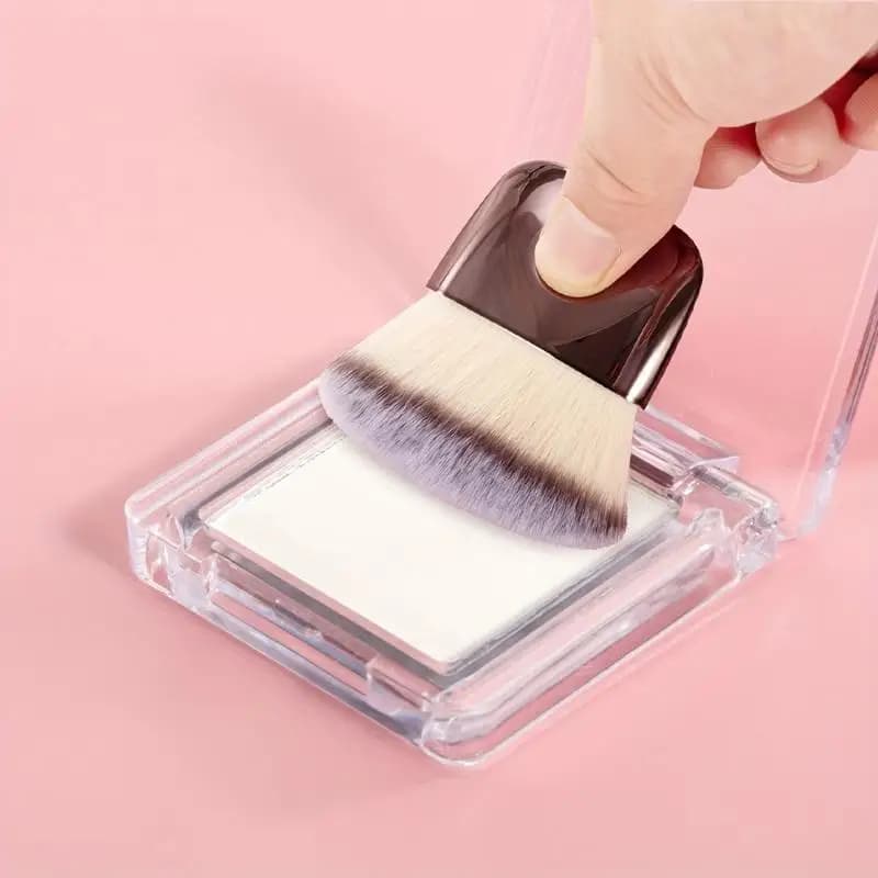 Brush for foundation, blush and powder, multifunction kabuki brush, makeup brush, beauty accessories.