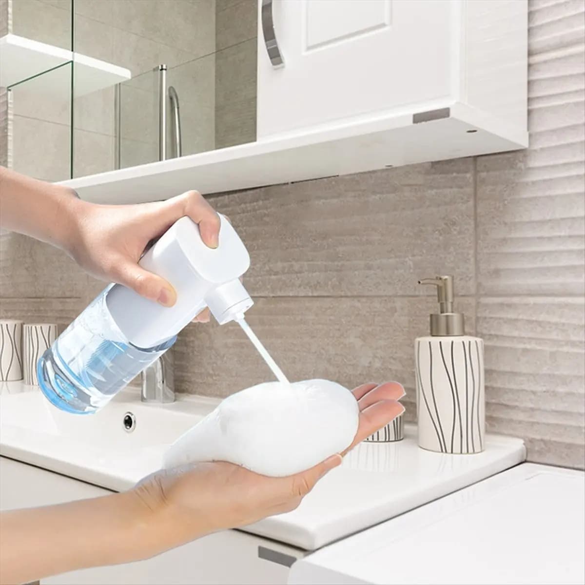 A92G Nuovo Dispenser Automatico di Sapone Schiumogeno, Elettrico e Ricaricabile, Dispenser di Schiuma Ricaricabile per Cucina e Bagno