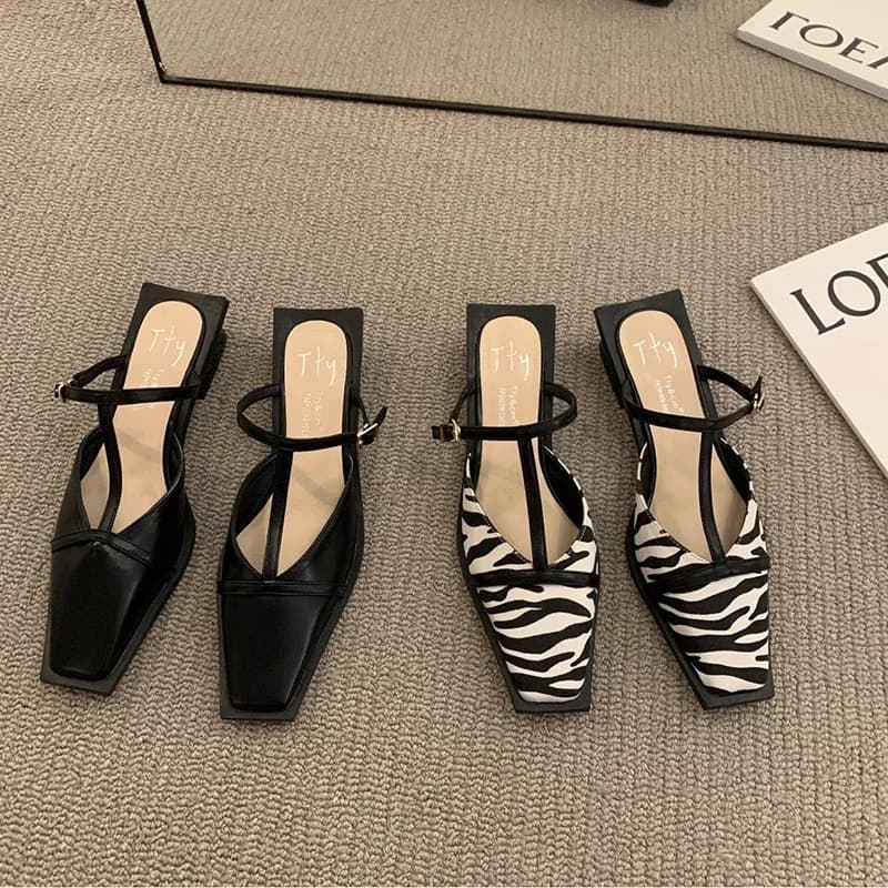 2024 Estate Donna Ciabatte Pantofola Moda Punta quadrata poco profonda Presentazioni aziende produttrici giochi Sandalo da esterno Sandali da donna