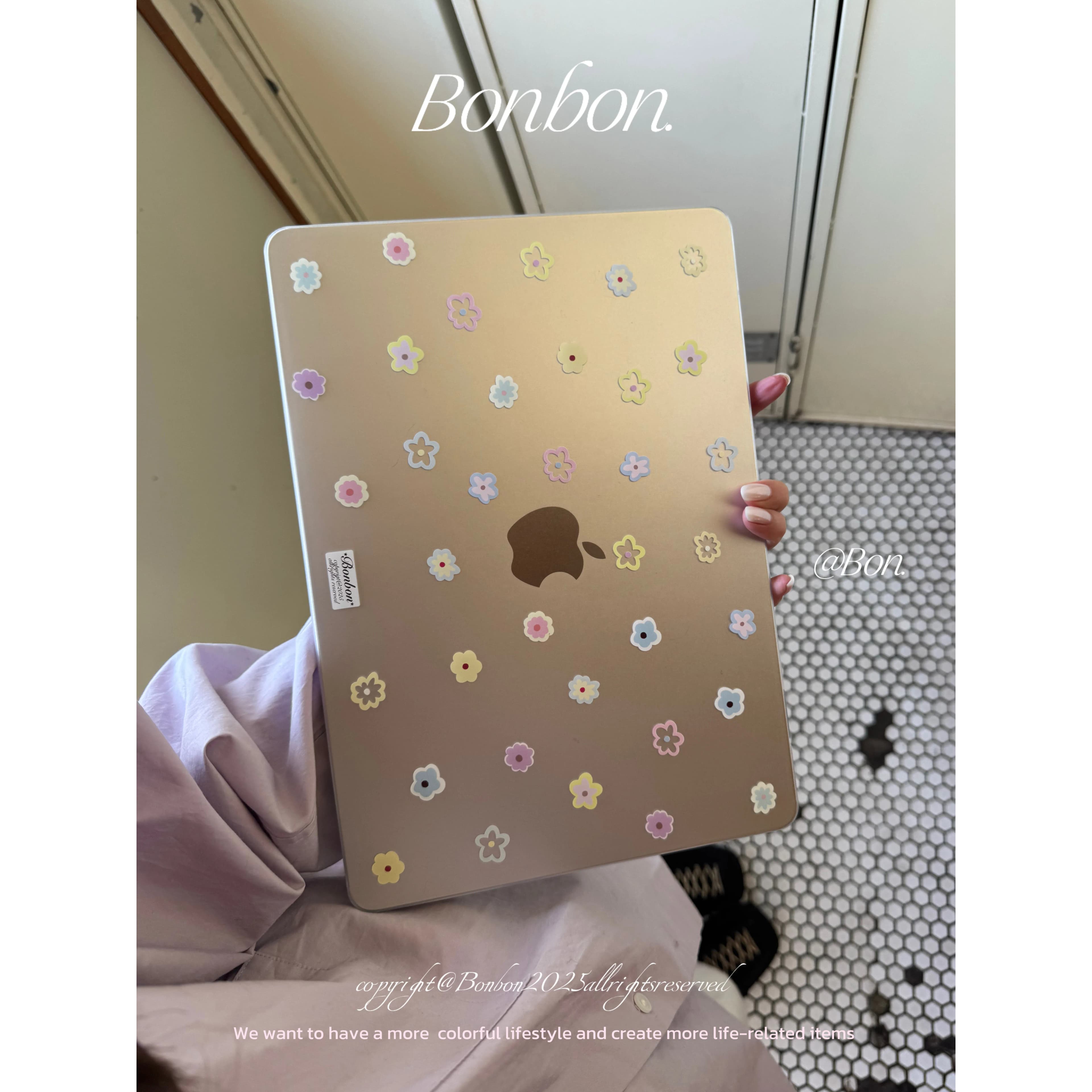 Custodia Rigida per Laptop con Fiori Colorati Primaverili e Cristalli per MacBook Air 13.6 M4, NEO 15 M3, MacBook Pro 13 M1 M2, 14 M4 M5, 16