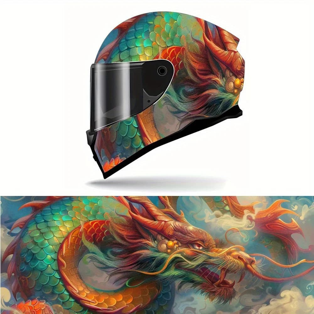 Drago barbuto dorato in scala verde che anima gioicamente nelle nuvole Stampa adesivo avvolgente per casco completo Casco da motociclista Racing Graphi