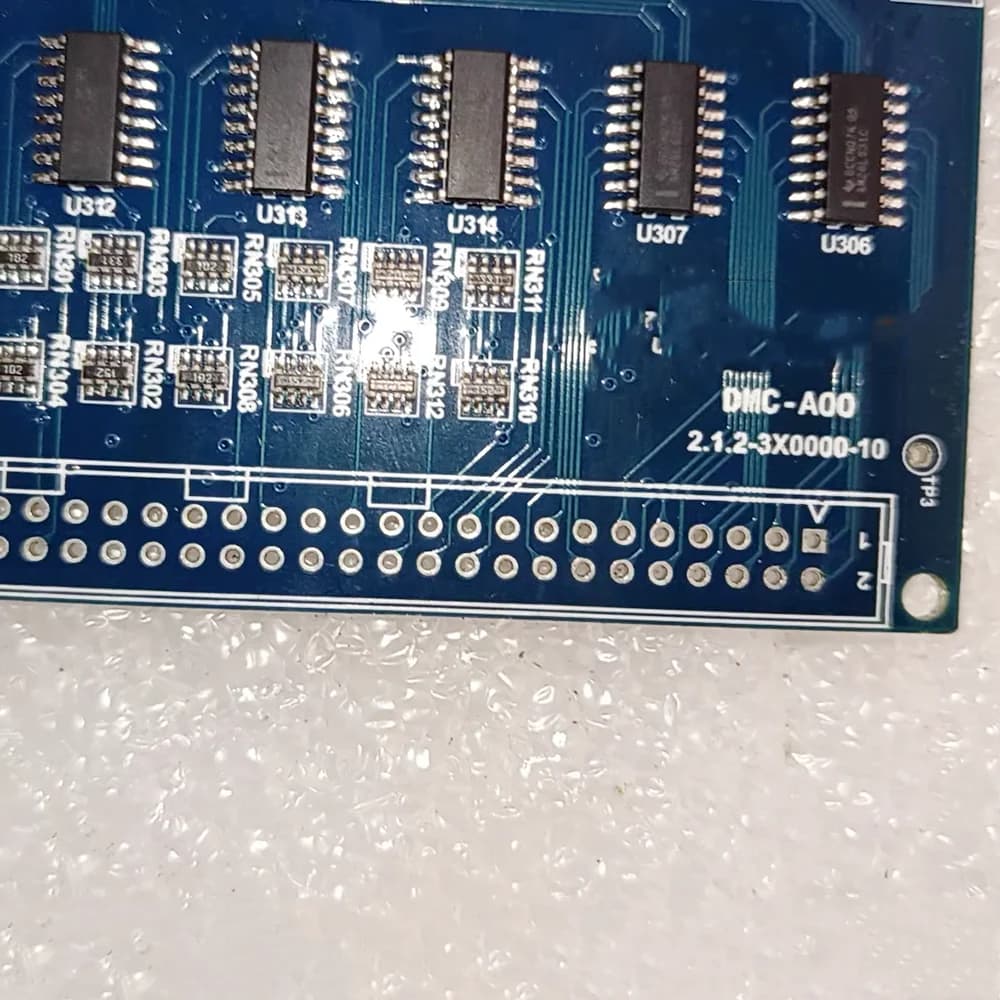 DMC5400A Scheda di controllo del movimento ad alte prestazioni a quattro assi