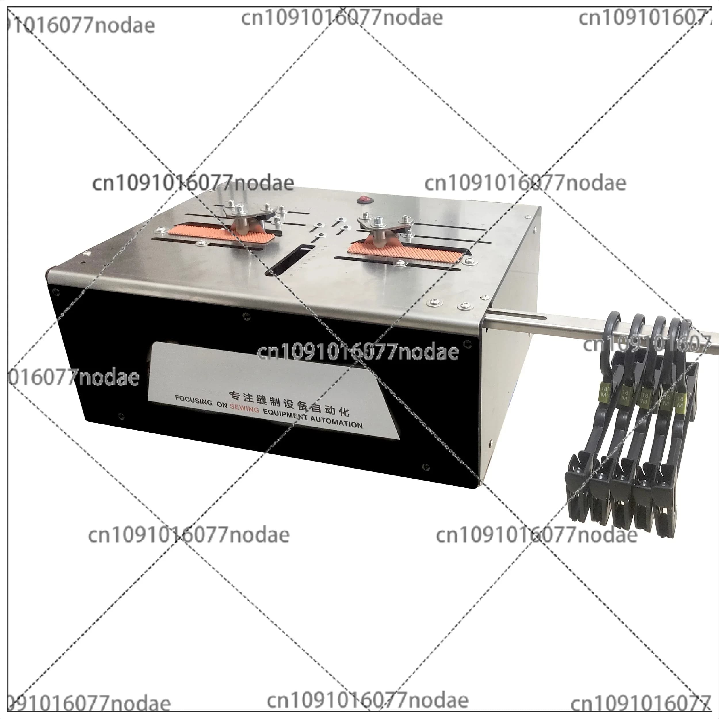 Appendiabiti SM-22C di Facile Utilizzo per Vari Tipi di Stiratura e Pressatura di Indumenti e Altre Macchine per Abbigliamento