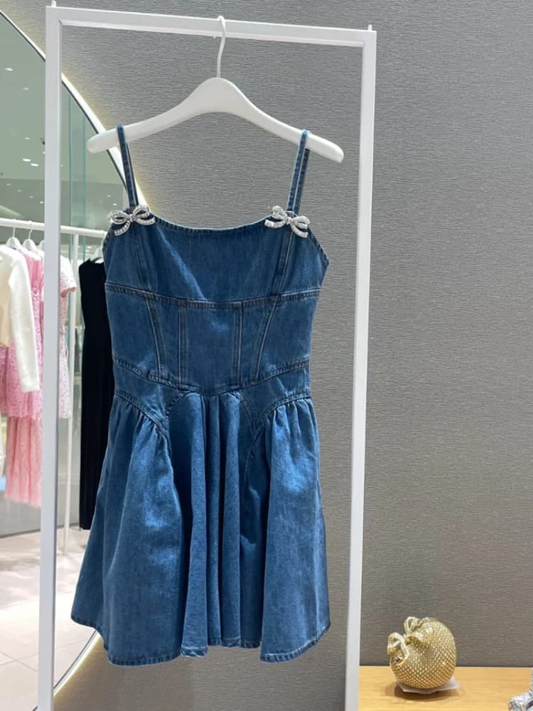 Abito Estivo 7Y SP2025 in Denim con Nodo Decorativo, Vestito Halter da Donna a Vita Alta con Gonna a Trapezio in Cotone Casual