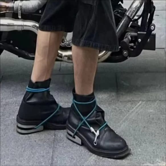 Super Cool Metal Buckle Hiking Boots Climbing Rope Men Round Toe Chunky Heel Slip On Black Mid Calf Boots New Hotties Boots