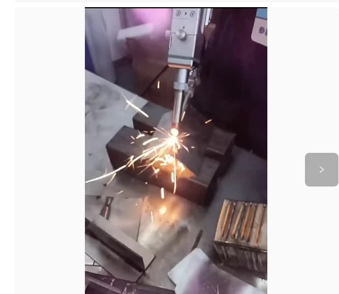 300W 500W 1000W 2000W Pulse Laser Cleaning Machine for Car Paint Graffiti Rust Oil Wood Removal