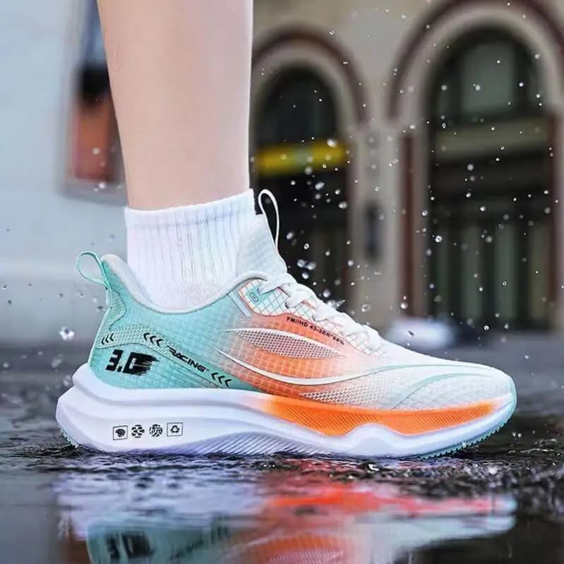 Scarpe da Corsa Leggere da Uomo Autunno 2026, Sneakers Sportive Casual Traspiranti in Mesh, Scarpe Basse da Studente con Punta Tonda e Supporto