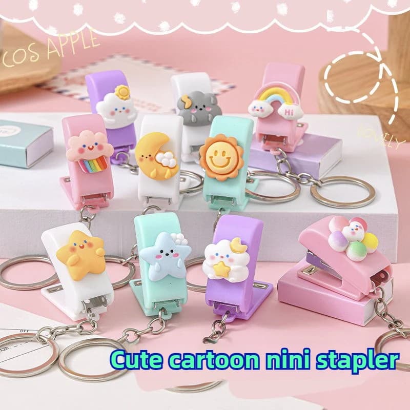 Set mini cucitrice portatile per cartoni animati da 2 pezzi con portachiavi graffette per ufficio e scuola Mini cucitrice n.10