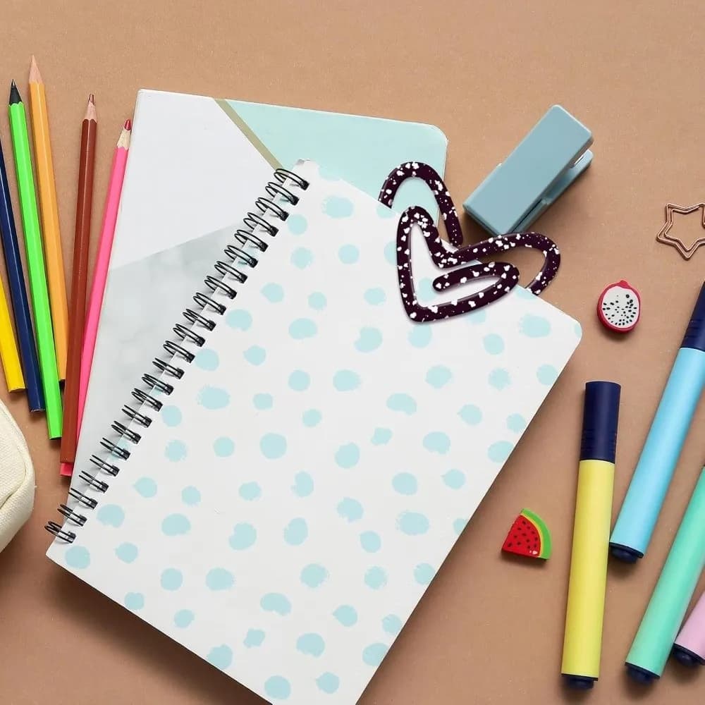Set di 9 Clip per Carta in Acrilico per Sublimazione, Segnalibri Creativi a Forma di Cuore, Grandi Dimensioni, Personalizzabili con Motivi Fai-da-Te