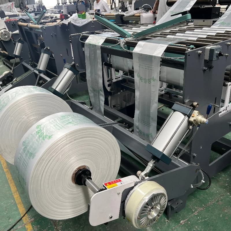 Fully Automatic Plastic Bag Making Machine T-shirt Shopping Bags Machines Polythene Bag Making Machine