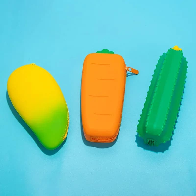 Astuccio in Silicone a Forma di Carota, Cactus o Mango, Borsa Portaoggetti per Cancelleria, Astuccio Scolastico, Regalo Creativo