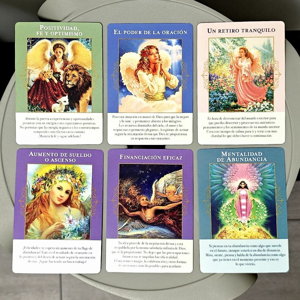 Angeli dell'abbondanza Oracle Deck 44 pezzi Oracle card 10.4*7.3cm edizione spagnola