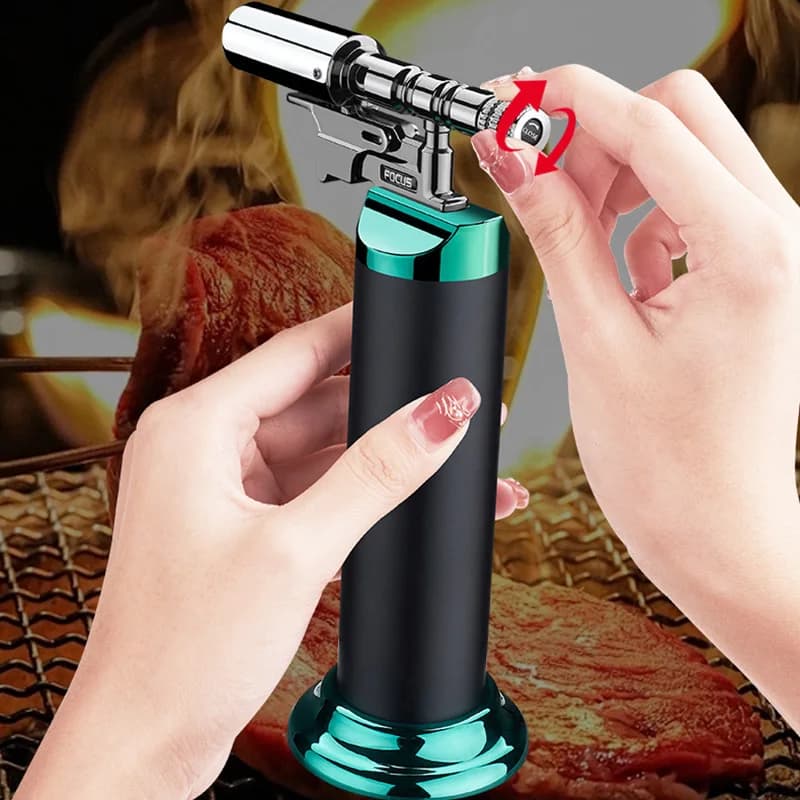 Accendino a fiamma blu potente antivento 2026 per saldatura metalli, sigari, barbecue, cucina, ricaricabile a butano