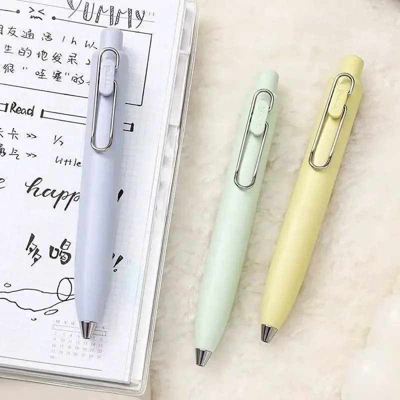 Penna Gel Uni Uniball One P, Originale Giapponese, Nuova Cancelleria UMN-SP 0.5, Penna Tascabile Mini, Carina e Portatile per Scrivere e Annotare