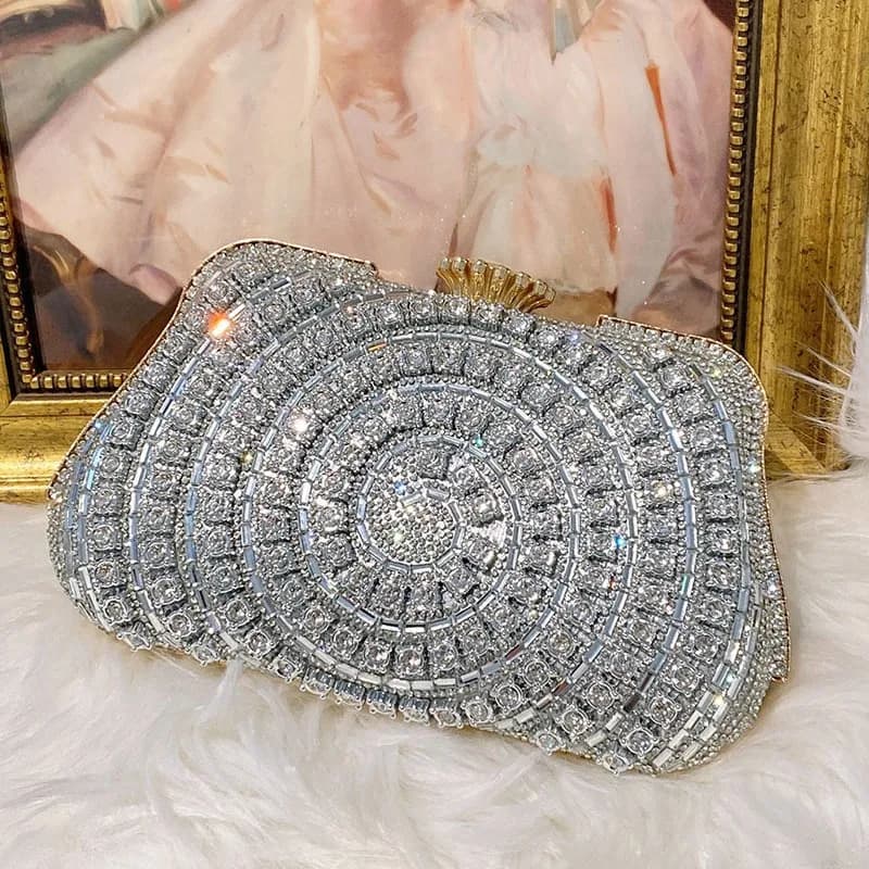 Corrugated diamond-encrusted square diamond box bag, dinner bag, clutch bag, high-end handbag, evening bag.