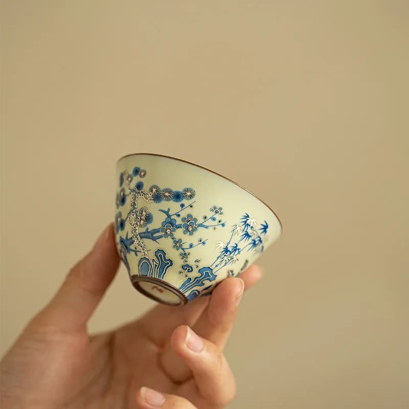Jingdezhen Hand Painted Blue White Three Friends of Winter Master Tea Cup Single Kung Fu Tasting Cup Home Office Gift