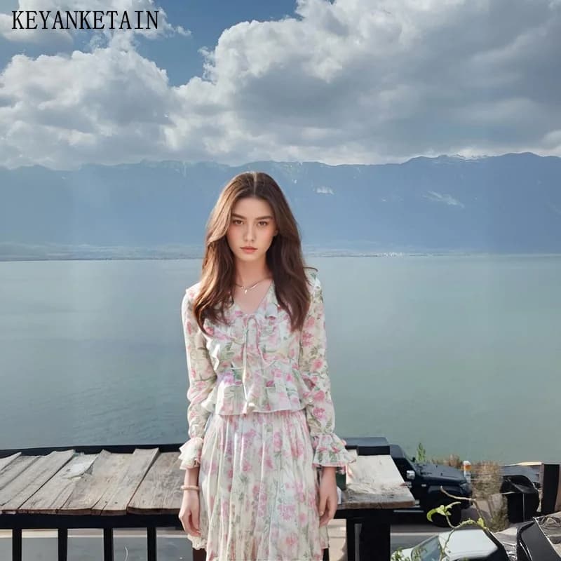 KEYANKETIAN 2025 Romantic style printed chiffon shirt of new women Layered ripples V neck Slim Long sleeve Shirt with short flowers