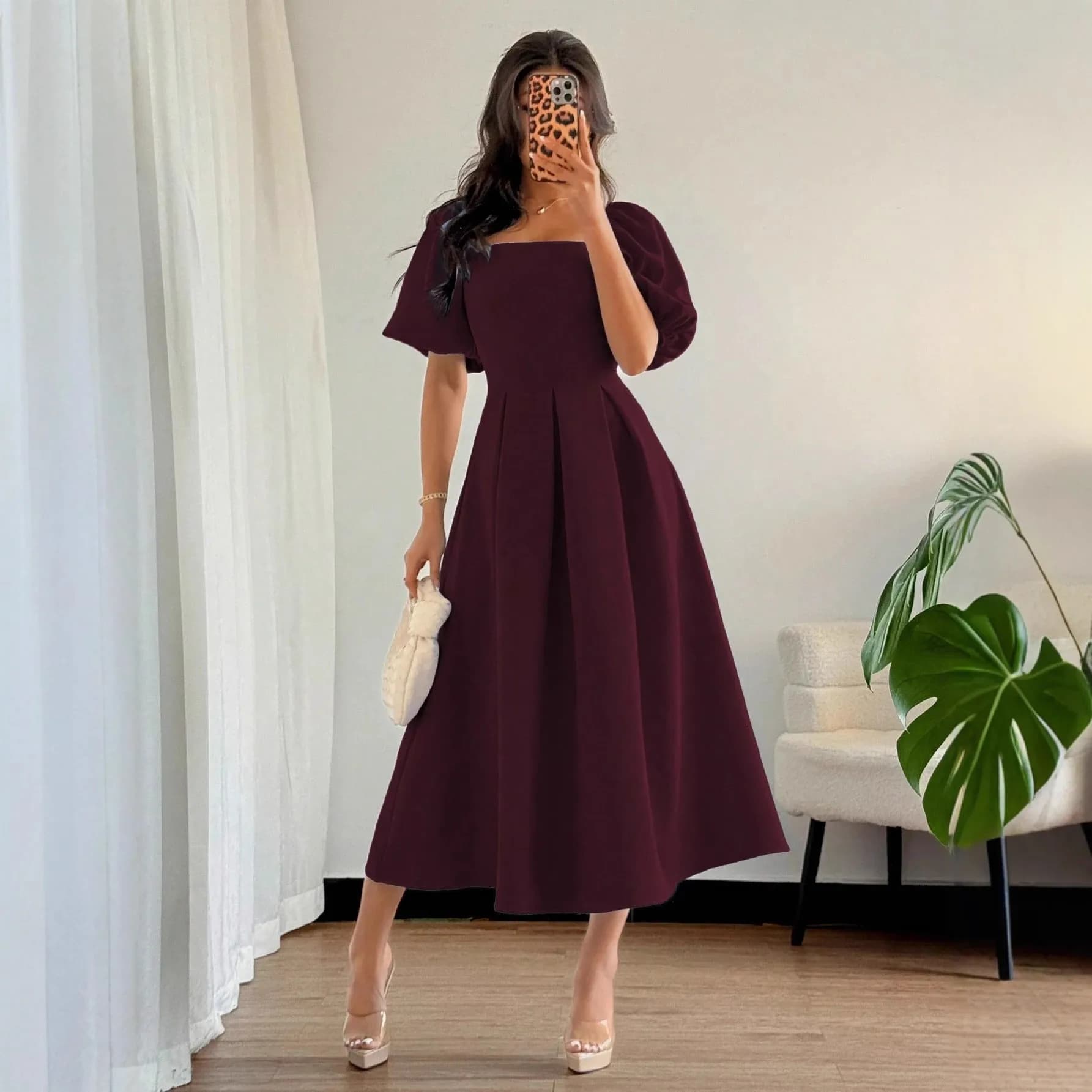 Elegante Abito da Cerimonia per Ospiti di Matrimonio, Vestito Lungo da Donna per Feste, Lussuoso Abito da Sera per Gala, Rosso Vino con Gonna Plissettata Linea A, Formale