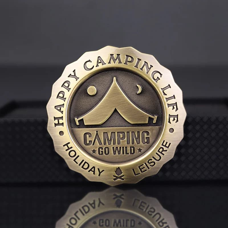 Distintivo per auto da campeggio 3D Decorazione emblema automatico in metallo in lega Adesivo per bagagliaio per tutto il corpo Accessori per automobili per motociclette