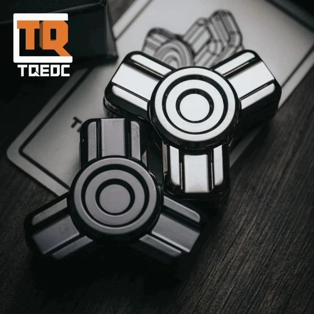 TQ EDC Frog-E Fidget Spinner Open Nail Gyro Three-Bladed Fidget Spinner ADHD-friendly Sensory Toy Novelty Gifts