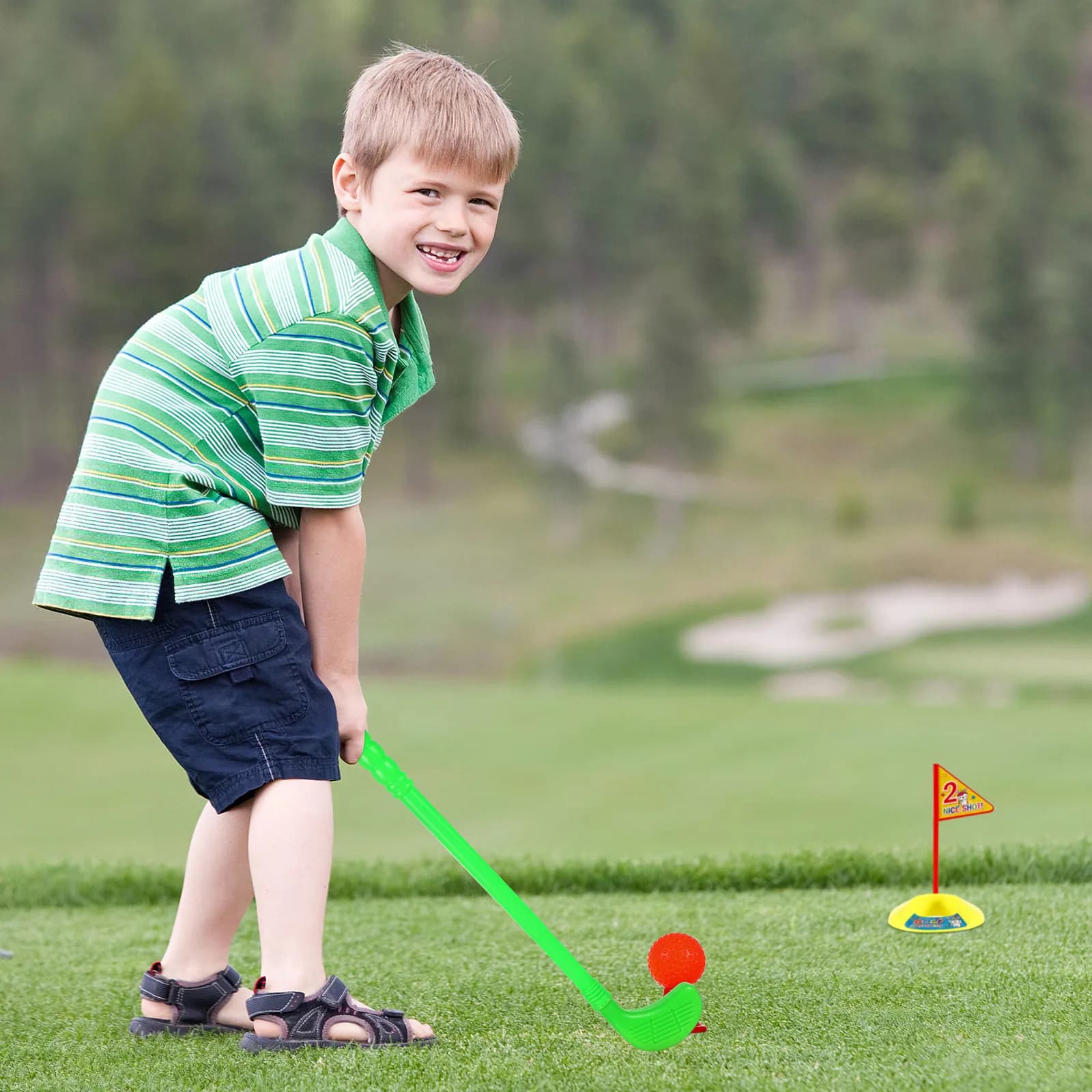 Set da Golf per Bambini con Colori Vivaci e Adesivi Cartoon, Promuove l'Esercizio Fisico e le Abilità Mentali, Mazze da Golf per Genitori e Figli, Palline e Buche per Pratica
