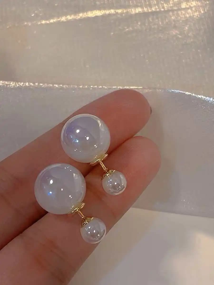 1 pair French-inspired mermaid earrings with faux pearl accents front and back for women