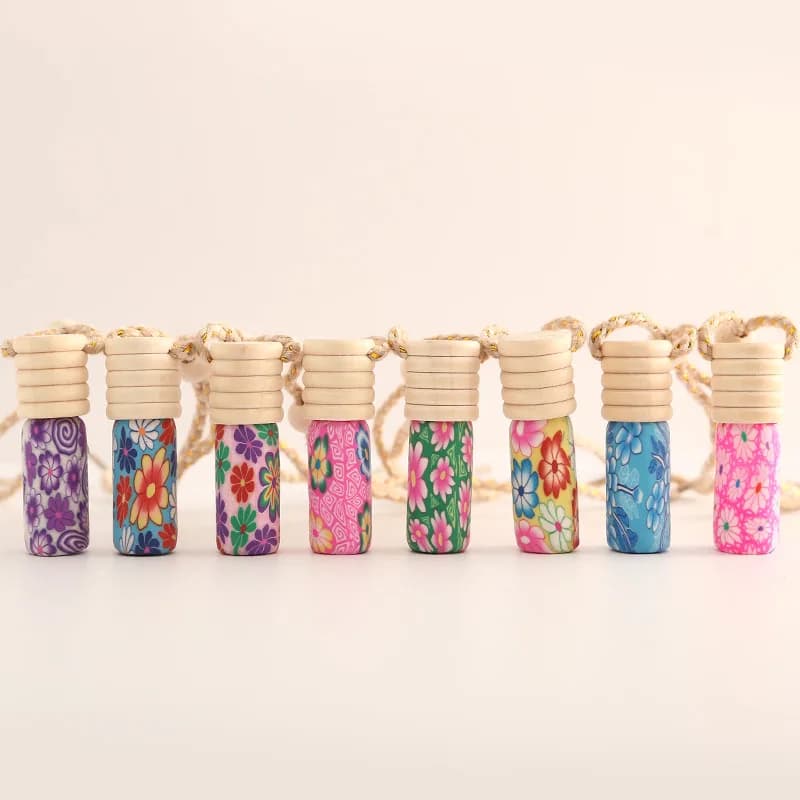 10 pz/lotto 5 ml mini vite stampa bottiglia di profumo di argilla polimerica vuota piccola bottiglia di profumo riutilizzabile Ciondolo Auto Regalo Personalizzato