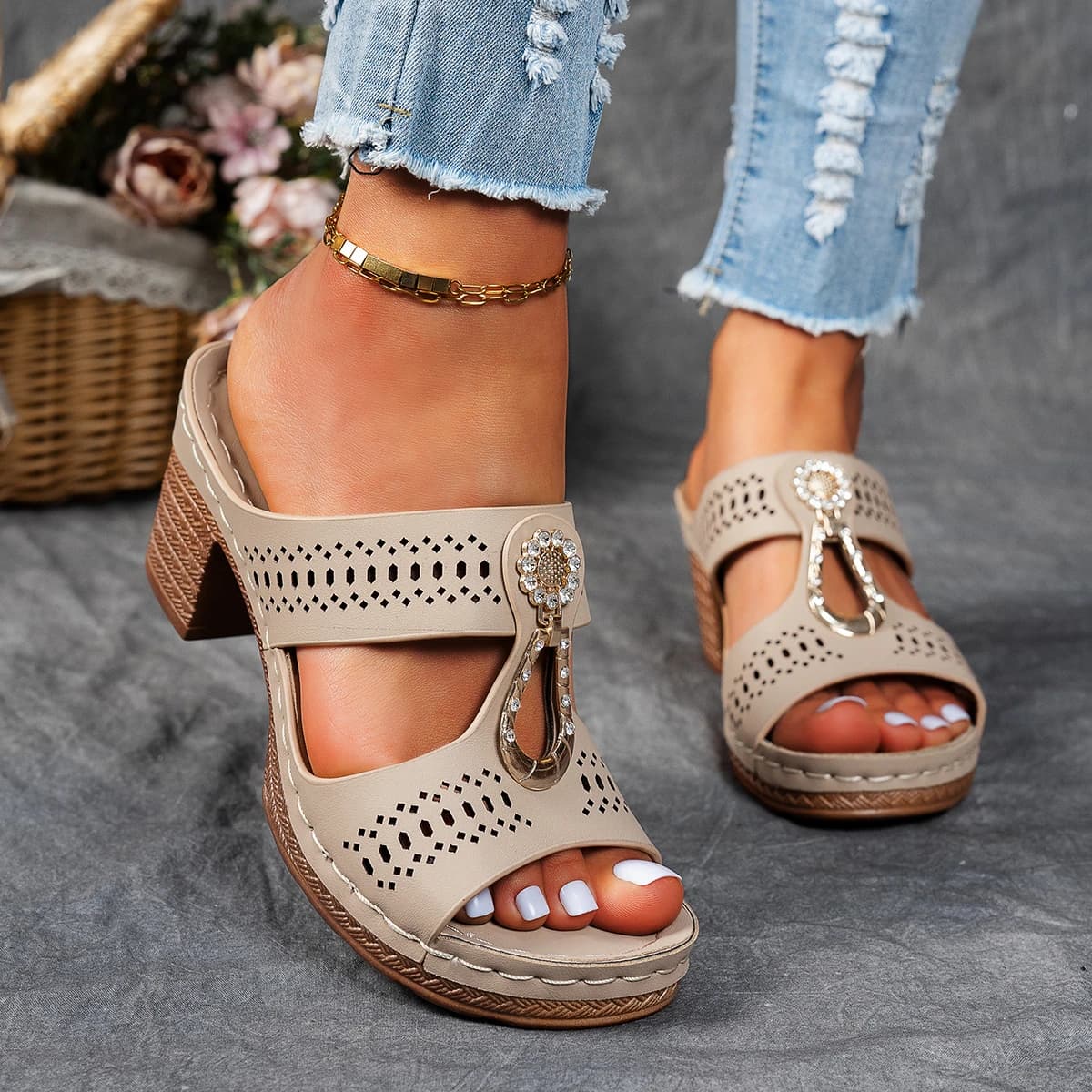 Sandali Estivi da Donna Nuovi, Semplici e Comodi con Tacco Alto, Decorati con Strass, Slip-on a Punta Aperta, Tacco Grosso, Ciabatte da Spiaggia