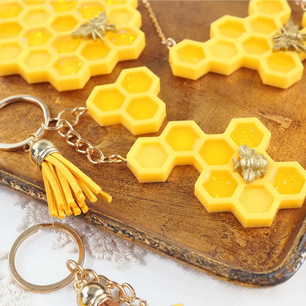 New Design Honeycomb Keychain Mold Epoxy Resin Coaster Set with House Number Pendant Mirror Silicone Mould for Home Decoration