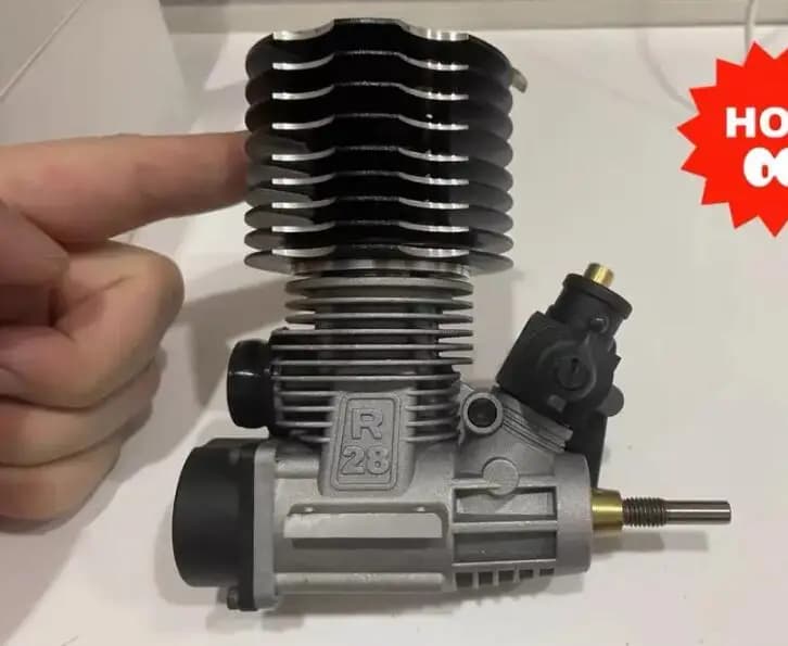 Motore di livello competitivo per auto RC Motore GO28 originale di Taiwan Motore avanzato classe 28 4.57CC Avviamento a strappo