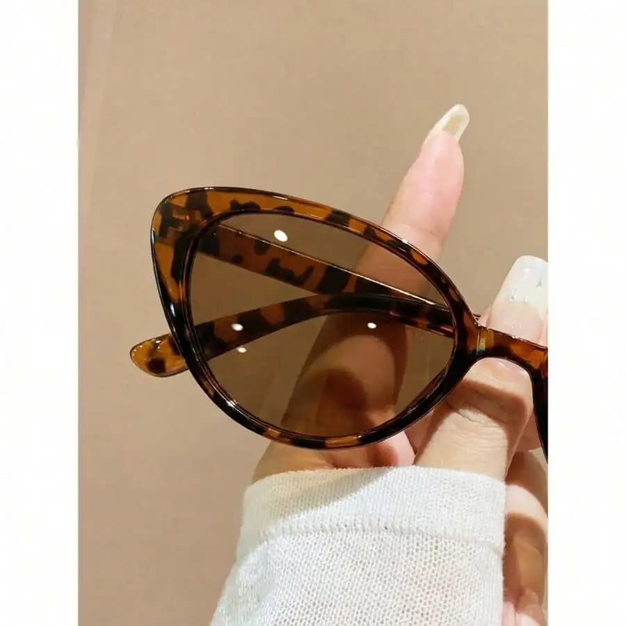 Unisex Leopard Print Cat Eye Fashion Sunglasses For Vacation Travel Beach