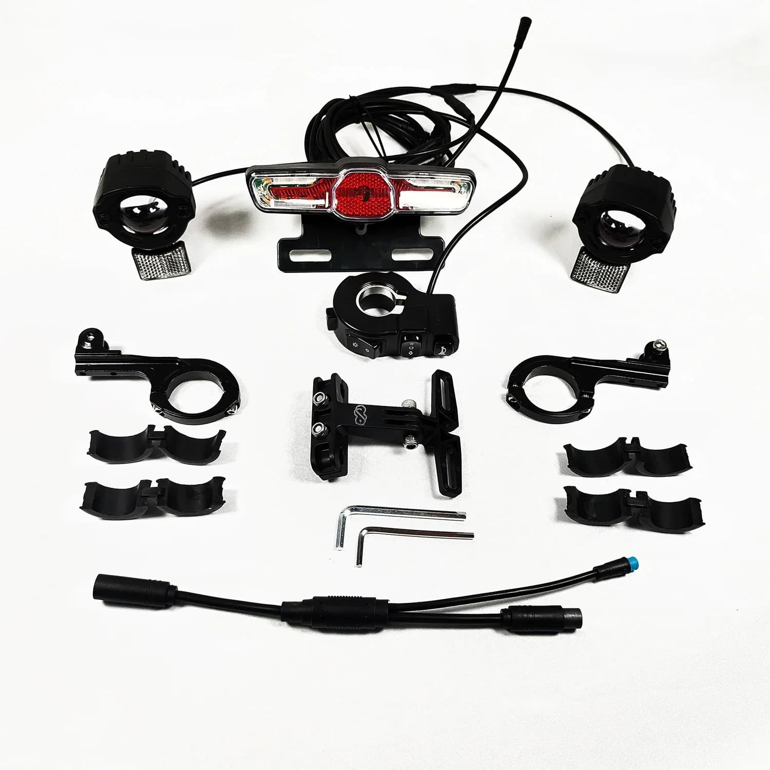 Kit Luci per Bicicletta Elettrica EBKE-E-Bike, Luci Anteriori Doppie, Fanale Posteriore Multifunzionale Aggiornato, Cavo Impermeabile 302405X