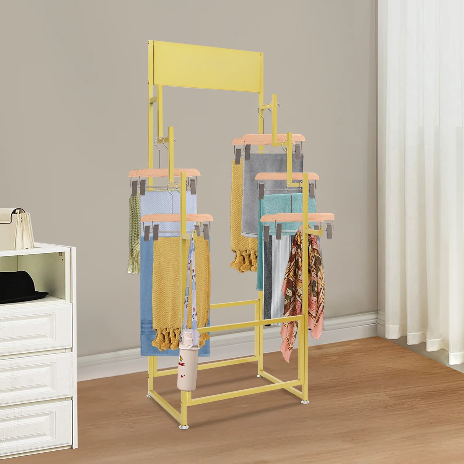 Espositore autoportante per tappeti e sciarpe Espositore per vestiti in ferro dorato resistente per negozi e casa