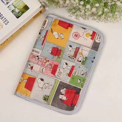 Il nuovo cartone animato di Snoopy ID bag porta carte di assicurazione medica borsa per passaporto griglia di stoccaggio pochette portamonete