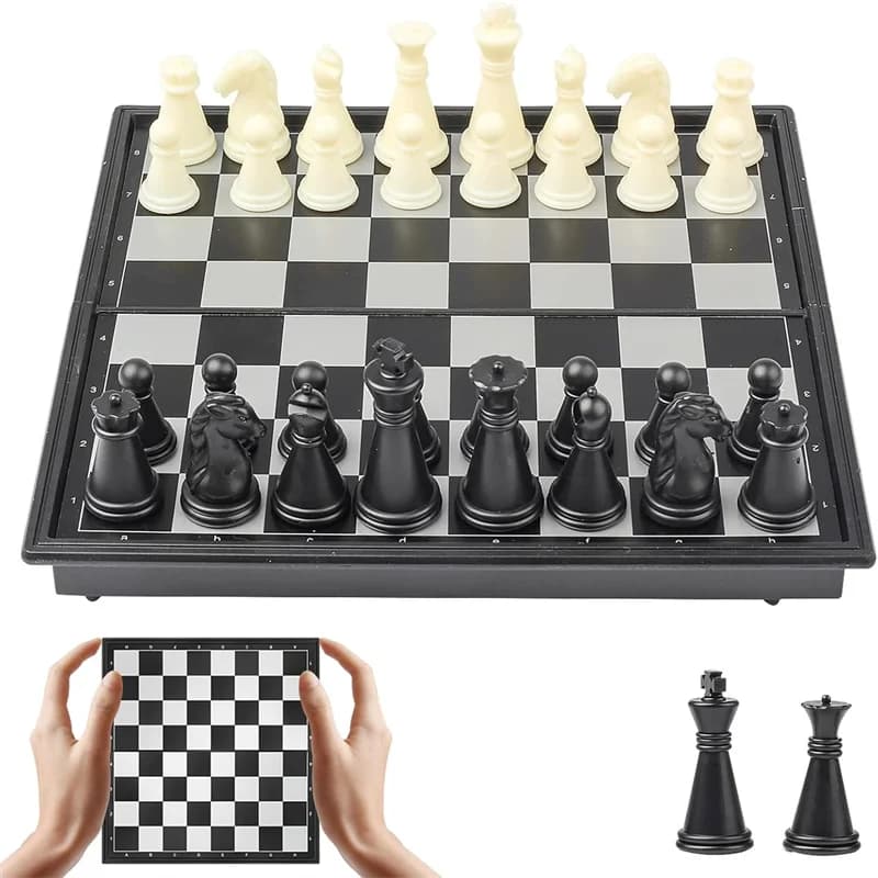 1 set Mini scacchi internazionale pieghevole scacchiera magnetica in plastica gioco da tavolo portatile casa all'aperto giocattolo per bambini leggero