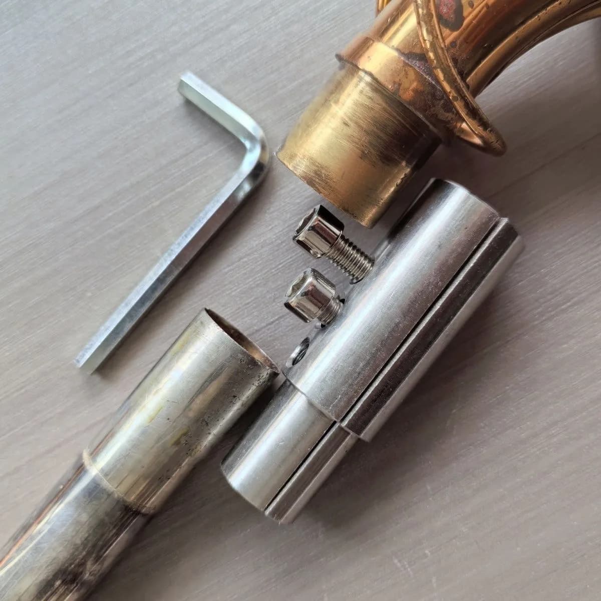 Brass Instrument Repair Tools for Saxophone Flute Alto Tenor Elbow Mouthpiece Expanding Indentation Throat Hole