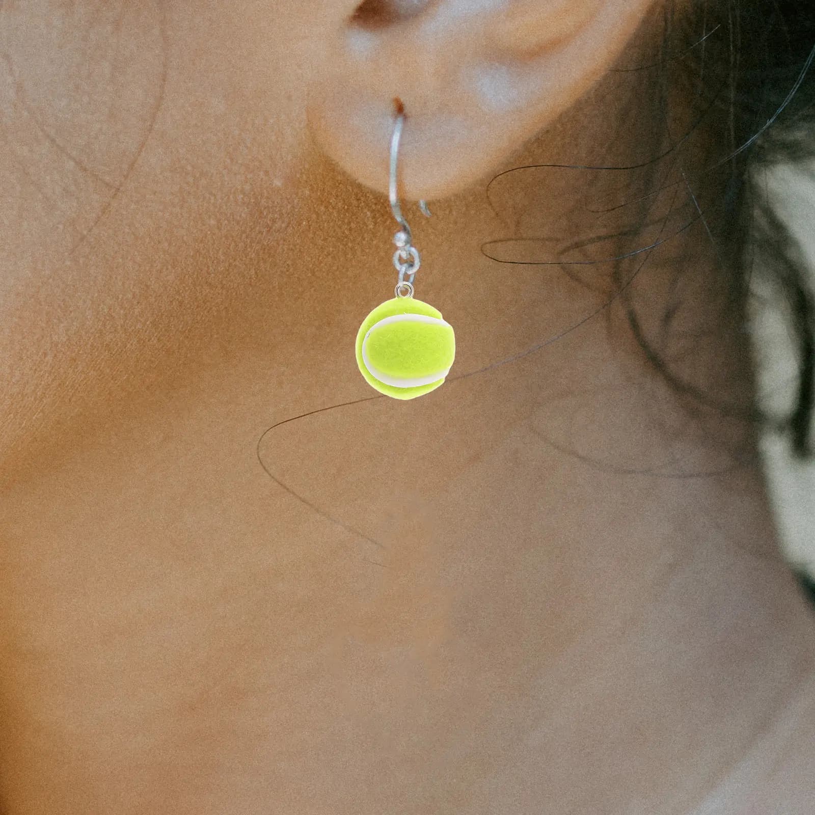 10 Pezzi Mini Ciondoli a Forma di Pallina da Tennis, Design 3D Realistico, 2 cm, per Creazione Fai-da-te di Portachiavi, Collane, Gioielli, Braccialetti Sportivi e Charm Artigianali