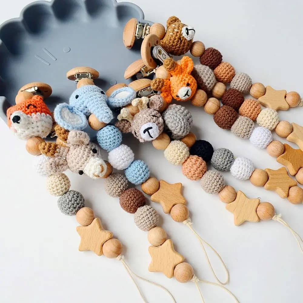 Clip per ciuccio in legno per bambini catena per succhietto da dentizione per cartoni animati all'uncinetto in legno per catena porta ciuccio per bambini giocattolo da masticare per allattamento senza BPA