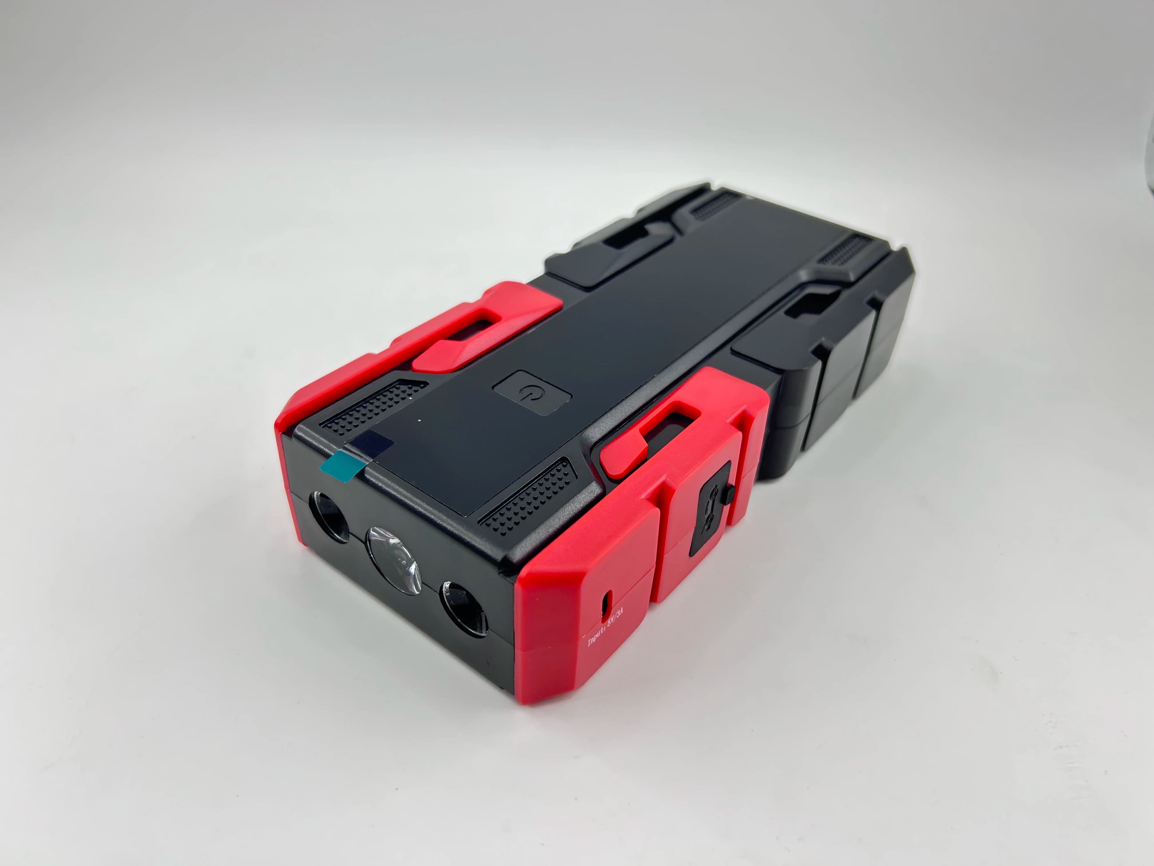 Nuovo Avviatore d'Emergenza per Auto 2026 con Compressore d'Aria, Batteria Portatile 12V 99800mAh, Avviatore Multifunzione per Emergenze