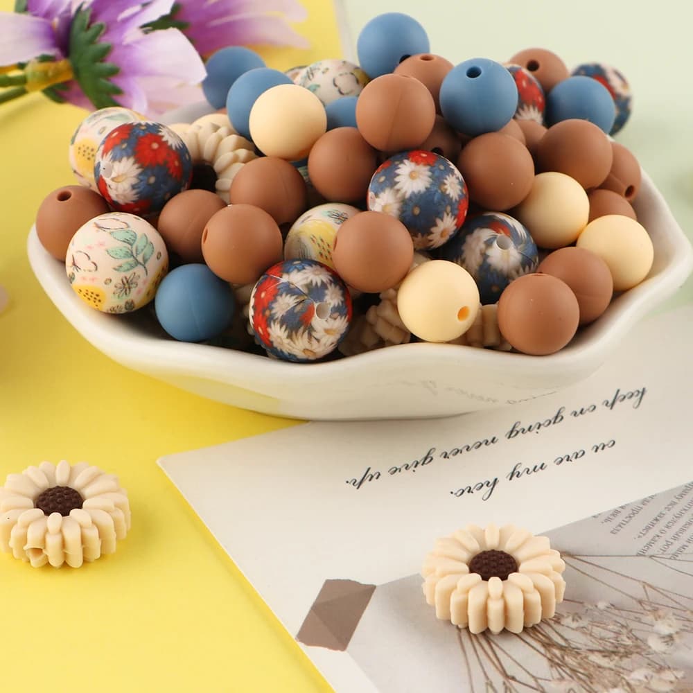 37 pz/lotto Vendite Calde Stampa In Silicone Perline Rotonde/Daisy Set Per Orecchini FAI DA TE Collana Bracciale Penna Del Pendente Ecc Accessori