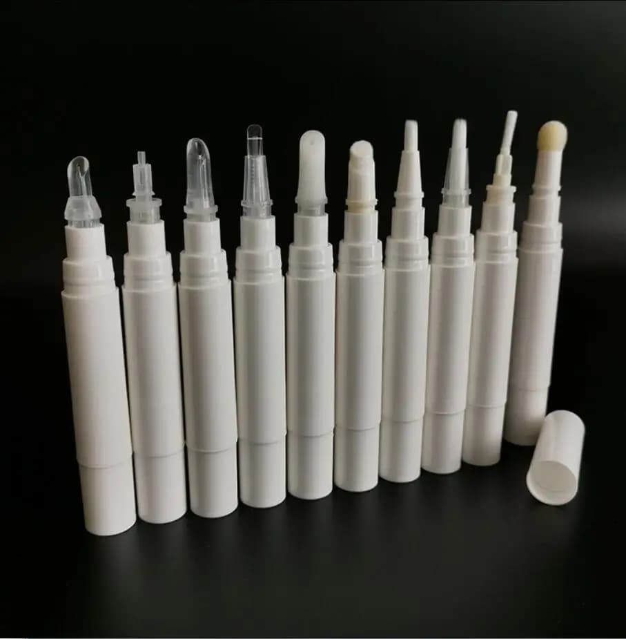 Penna cosmetica in plastica bianca da 5 ml per lucidalabbra, balsamo, mascara, liquido per la crescita delle ciglia, rimozione di macchie/vermi, arte per unghie, sbiancamento denti