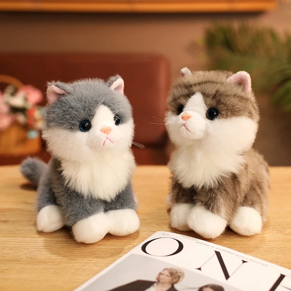 Simpatico gattino realistico peluche morbido farcito seduto gatto bambola adorabile giocattolo da tavolo per animali domestici regalo per ragazze e ragazzi