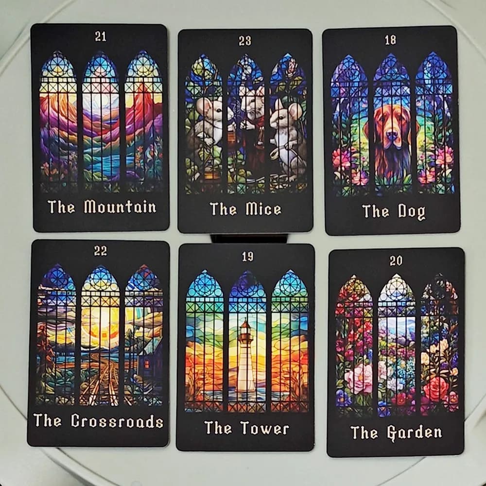 Mazzo di 44 Carte 9*6cm Stile Arte del Vetro Colorato Chiesa Gotica Carte Oracolo Lenormand con Carte Extra Uomo/Donna e Carte Speciali
