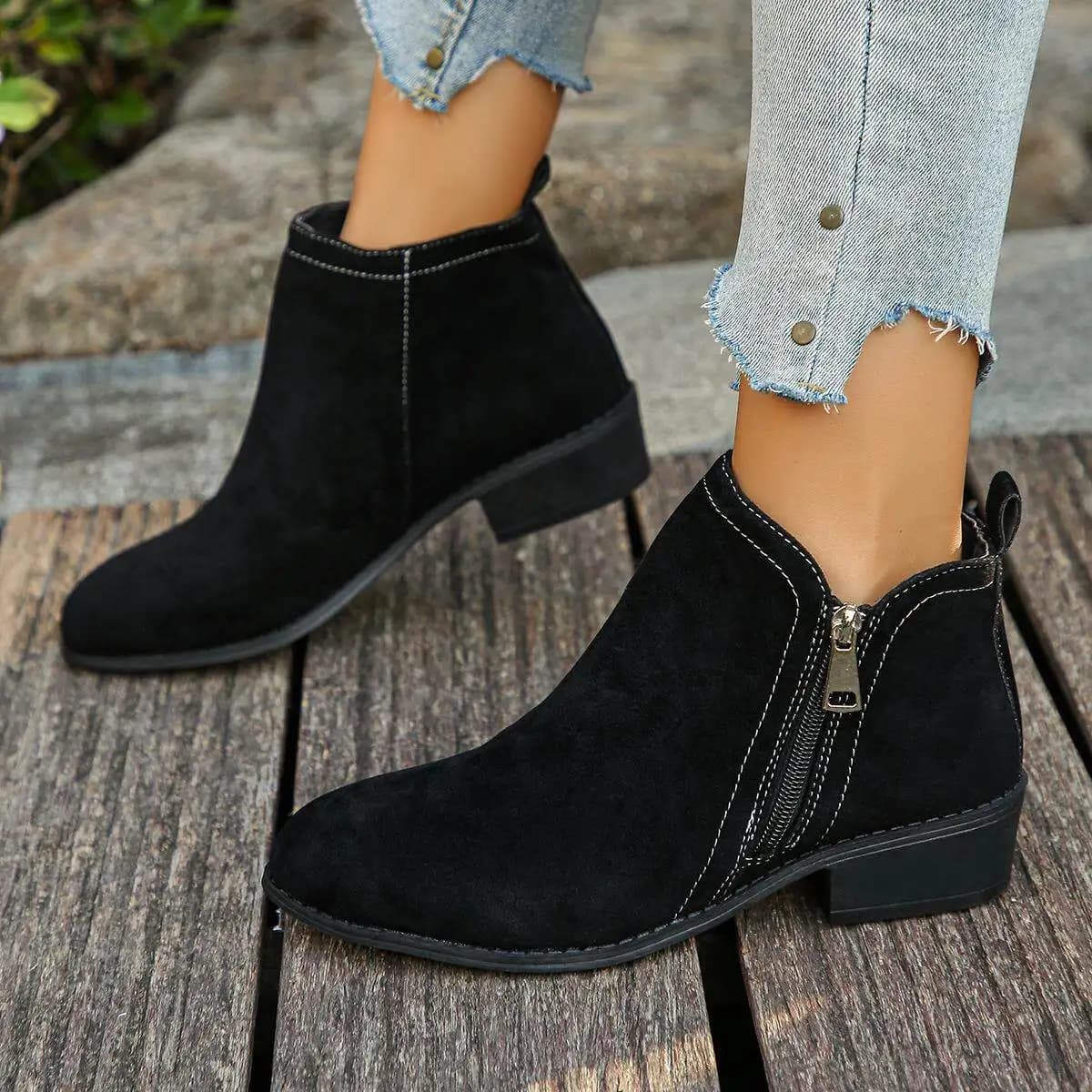 Fall Winter Women's Boot Velvet Double Zipper Style Large Size Cross-border Ladies Retro Short Boot Fashionable Seven-sleeve
