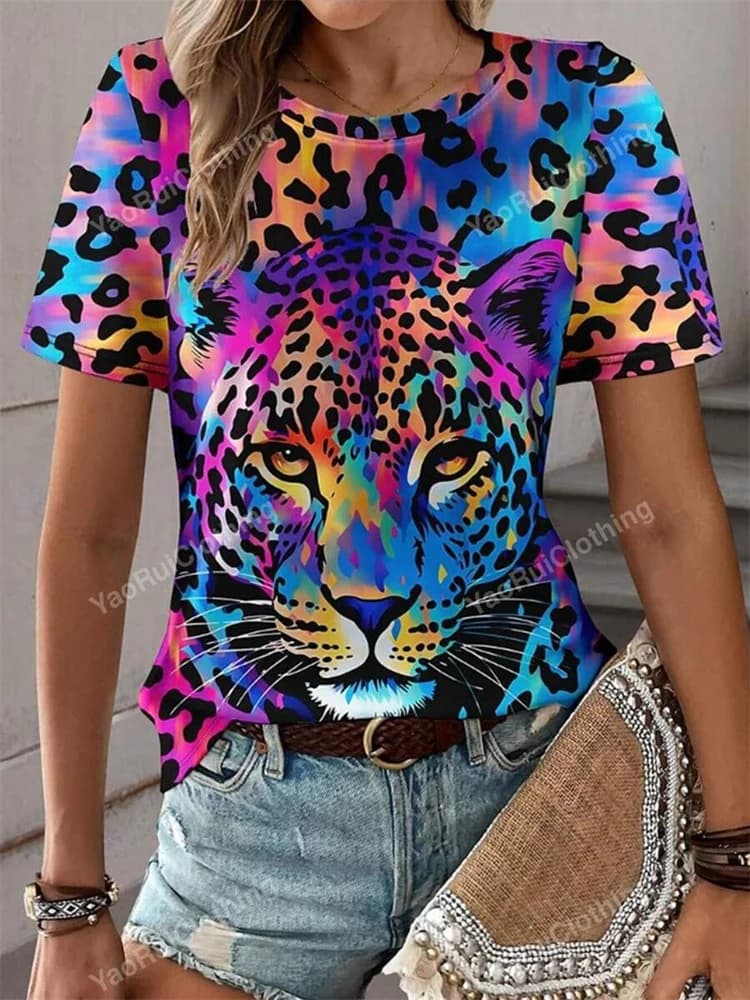 T-shirt da donna con stampa leopardata colorata T-shirt da donna con stampa leopardata alla moda urbana T-shirt estiva casual con scollo a O per tutti i giorni