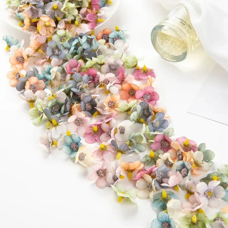 100/200 Pezzi Fiori Artificiali per Decorazione Casa, Matrimoni, Feste, Ghirlande Fatte a Mano, Mini Margherite in Seta per Regali Fai-da-Te
